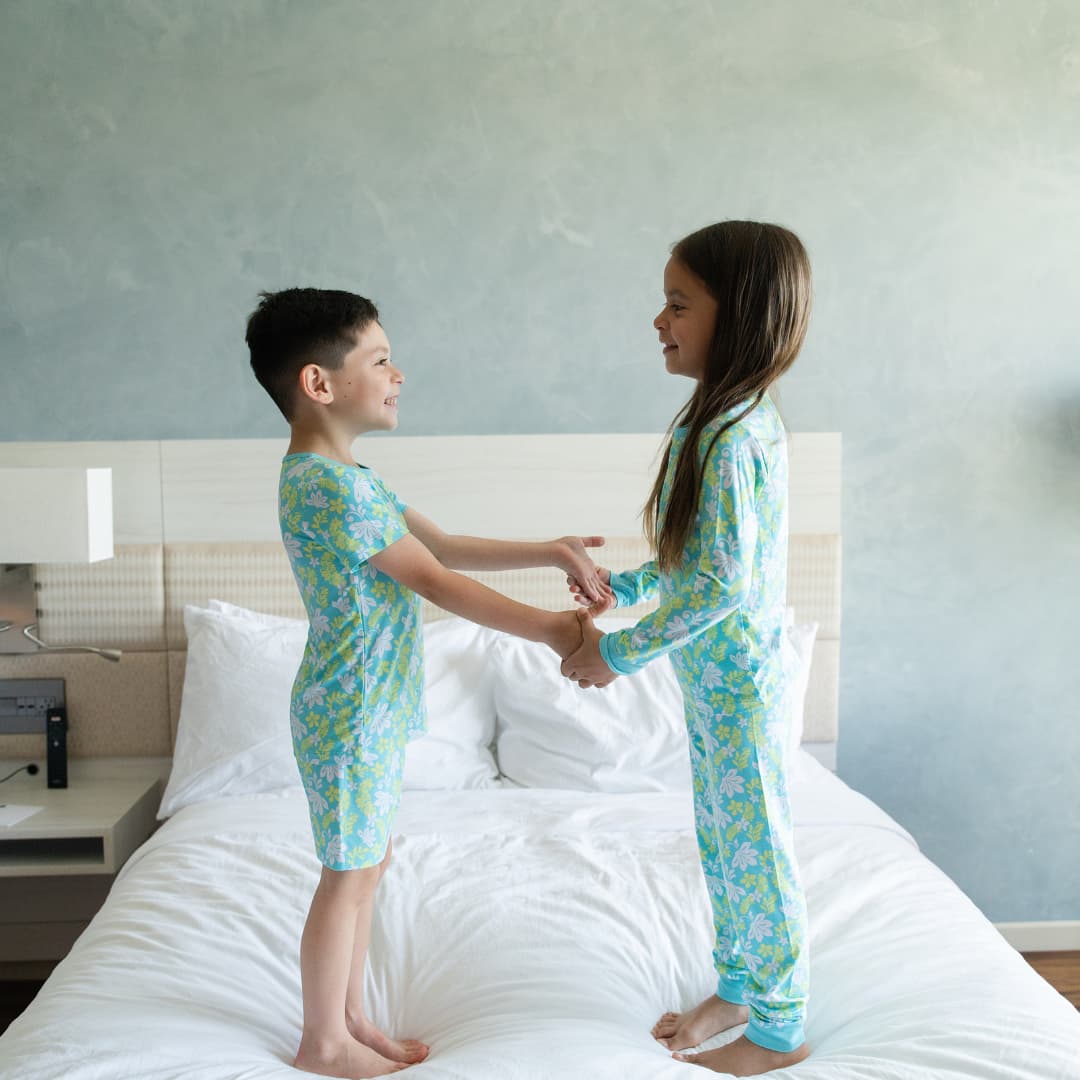 Naupaka Coast Short Bamboo Pajamas