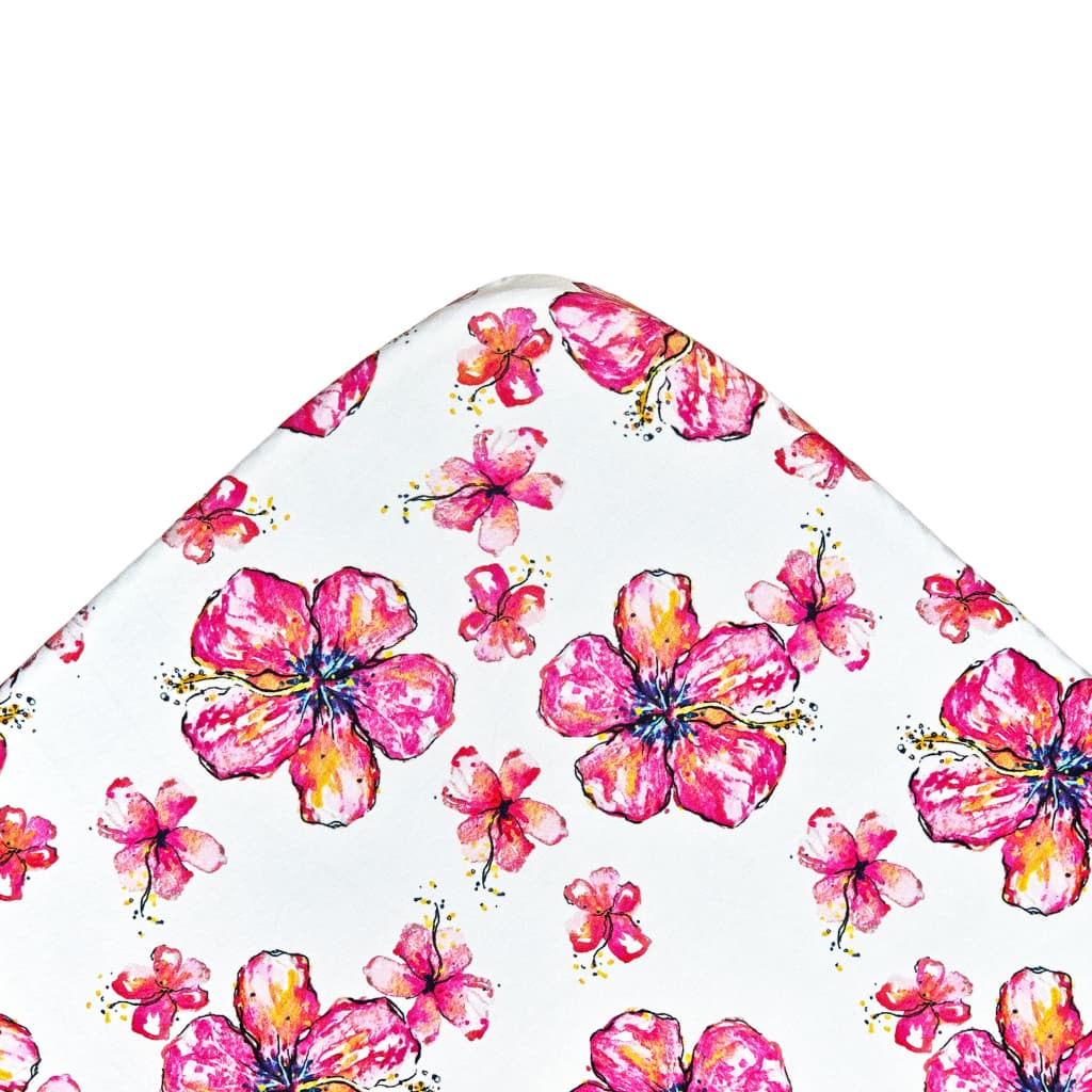 Hibiscus Kiss Bamboo Crib Sheet