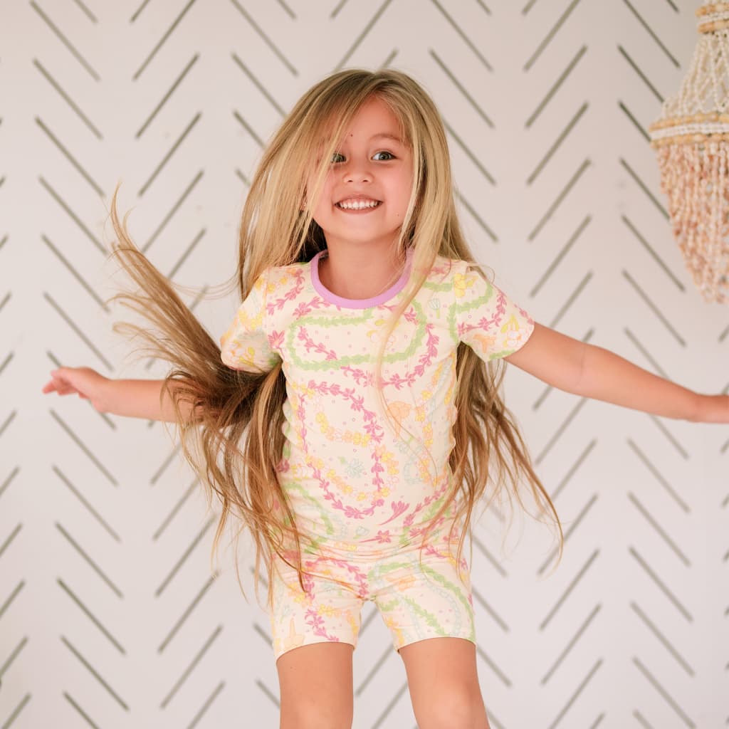 Lei Day in Sand Short Bamboo Pajamas