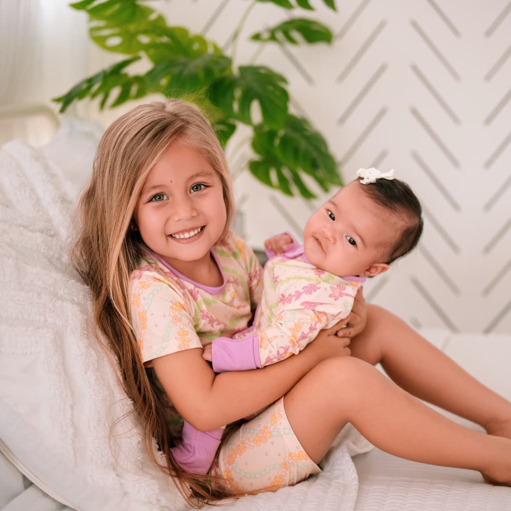 Lei Day in Sand Short Bamboo Pajamas