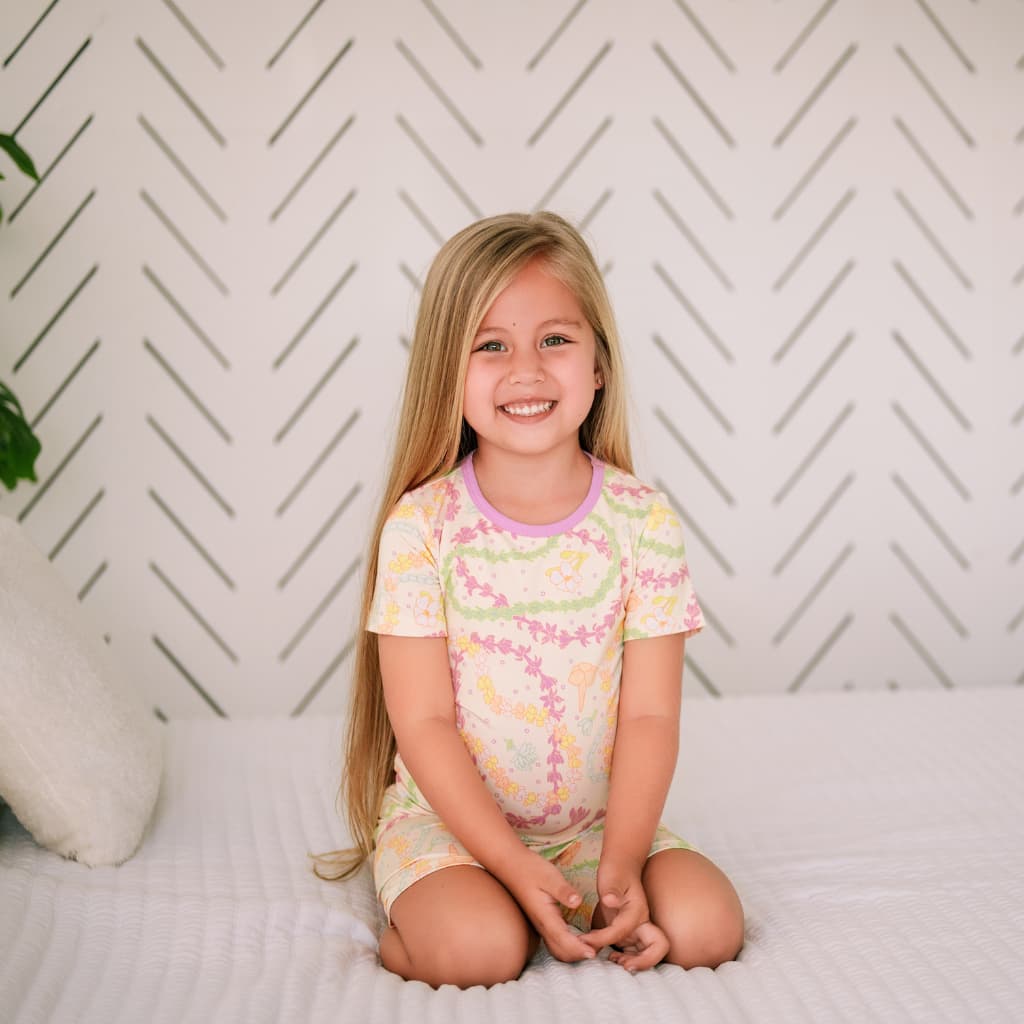 Lei Day in Sand Short Bamboo Pajamas