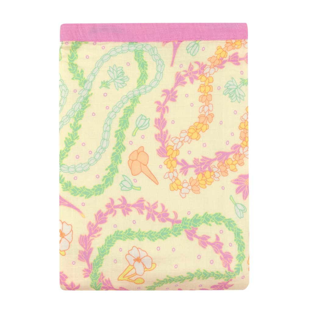 Lei Day in Sand Throw Blanket