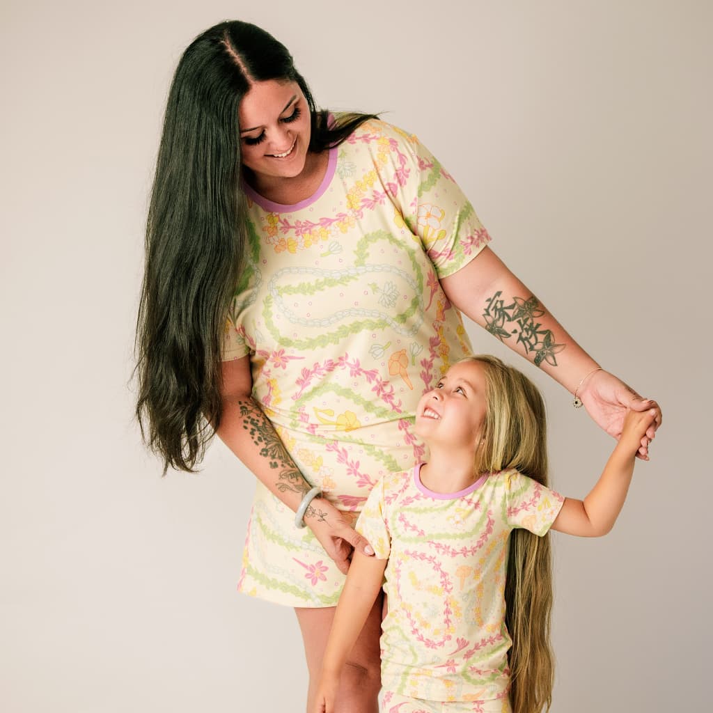 Lei Day in Sand Women's Short Bamboo Pajamas