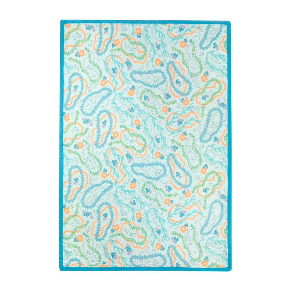 Lei Stand Throw Blanket