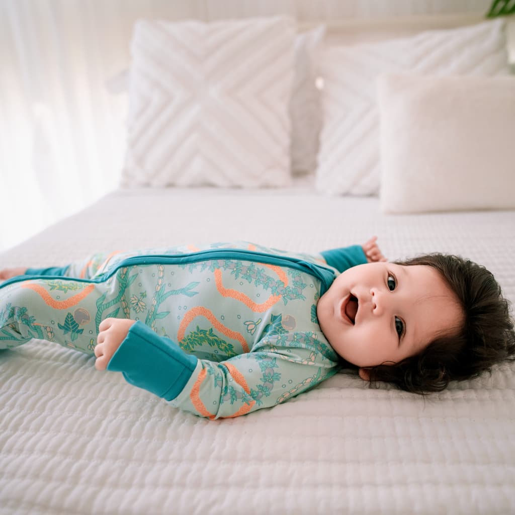 Lei Stand Bamboo Coverall