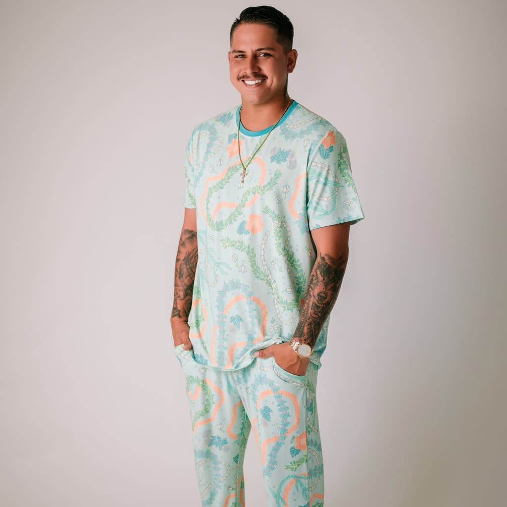 Lei Stand Men's Bamboo Pajamas