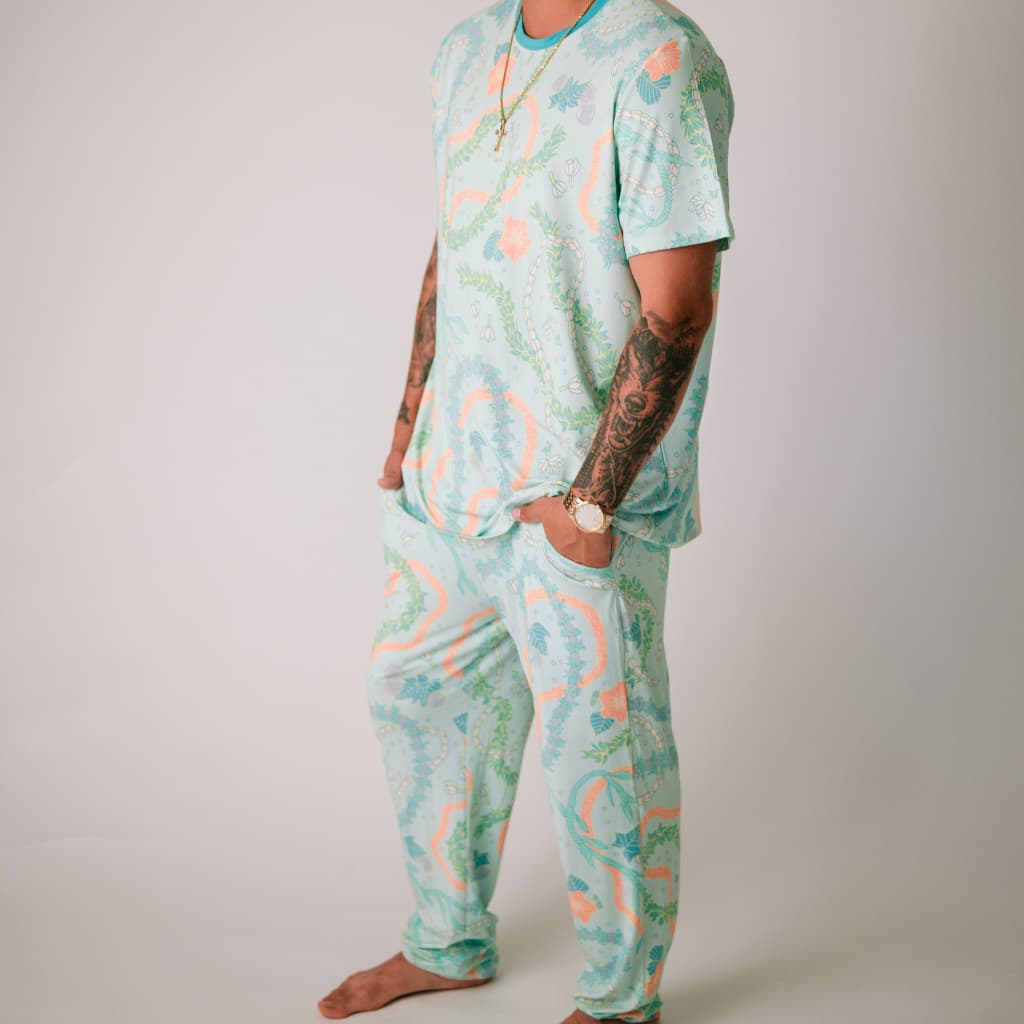 Lei Stand Men's Bamboo Pajamas
