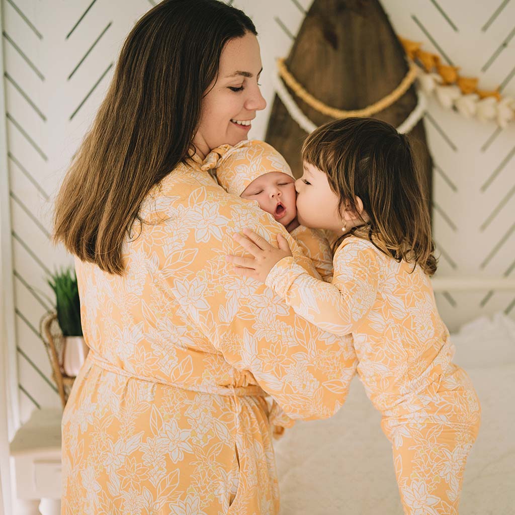 ʻOlena Bamboo Mama Robe