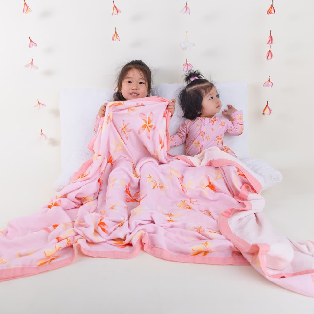 Plumeria Honey Throw Blanket