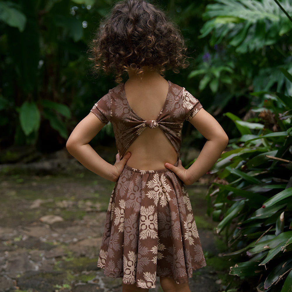 ʻUlu Spice Bamboo Twist Back Flutter Sleeve Dress