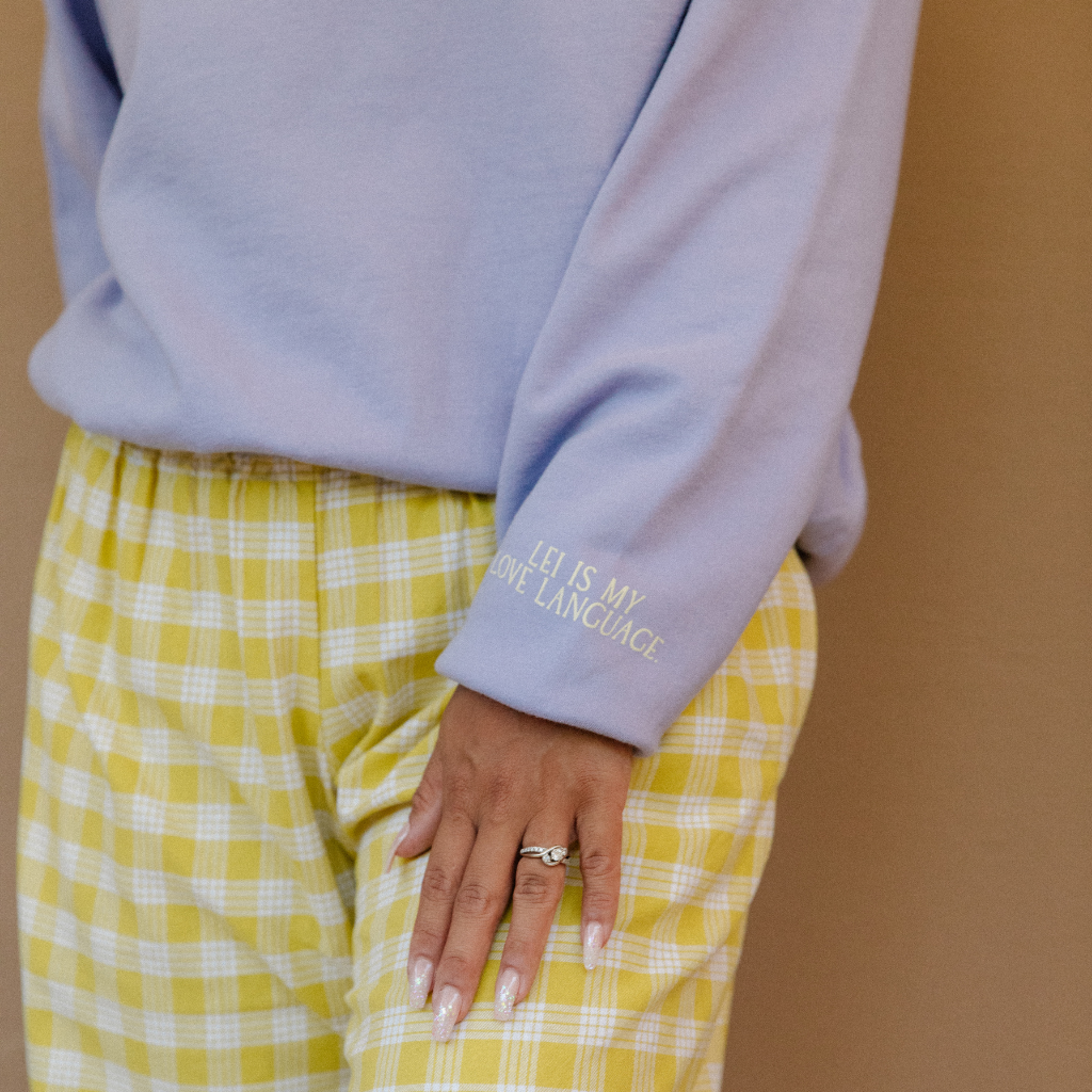 Lei Pua Kenikeni Women's Sweatshirt