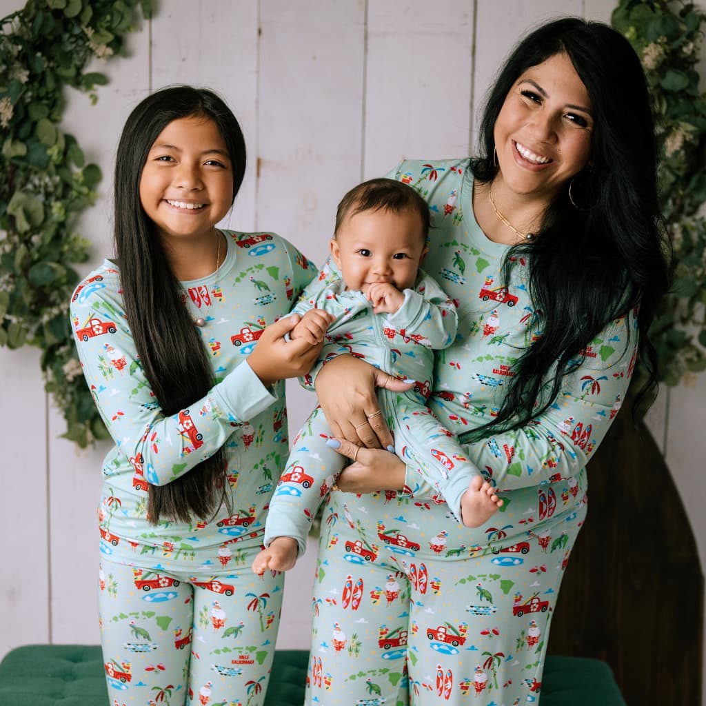 Surfing In An Island Wonderland Women's Long Bamboo Pajamas