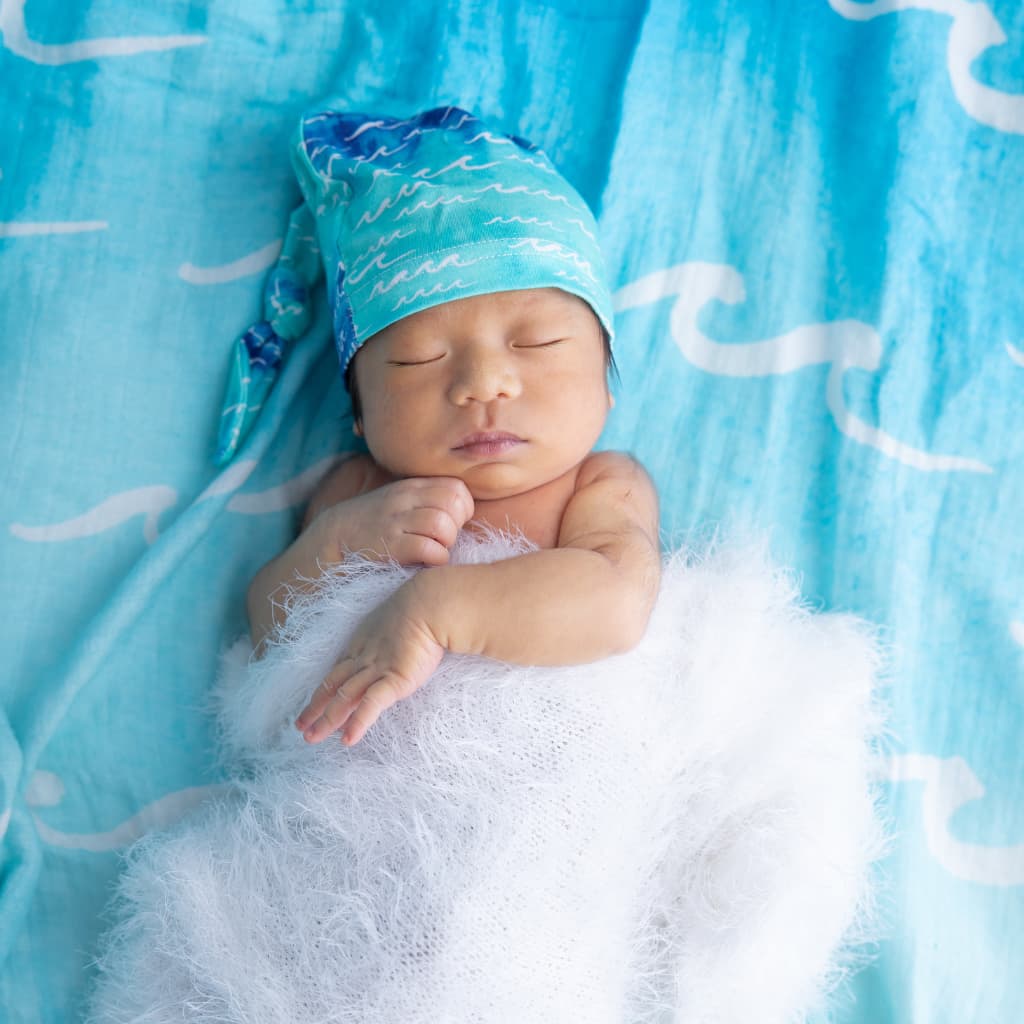 Nalu Bamboo Knotted Hat