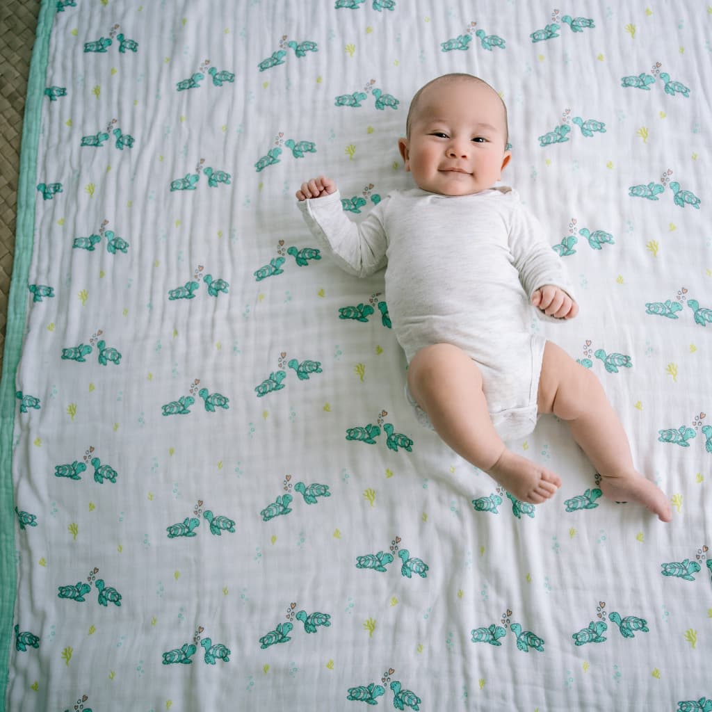Honu Honi Baby Quilt