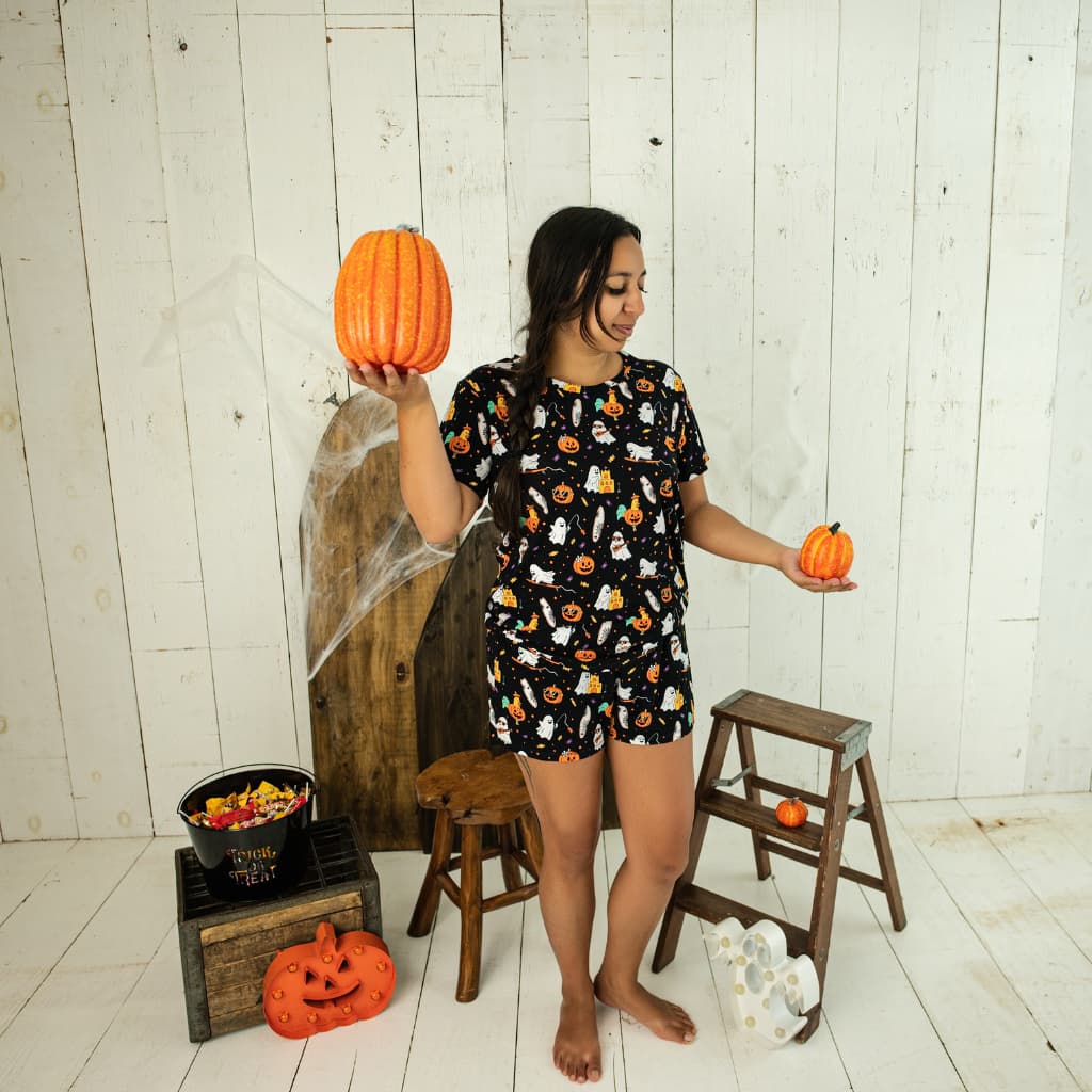 Beachside Boo Bash Women's Short Bamboo Pajamas