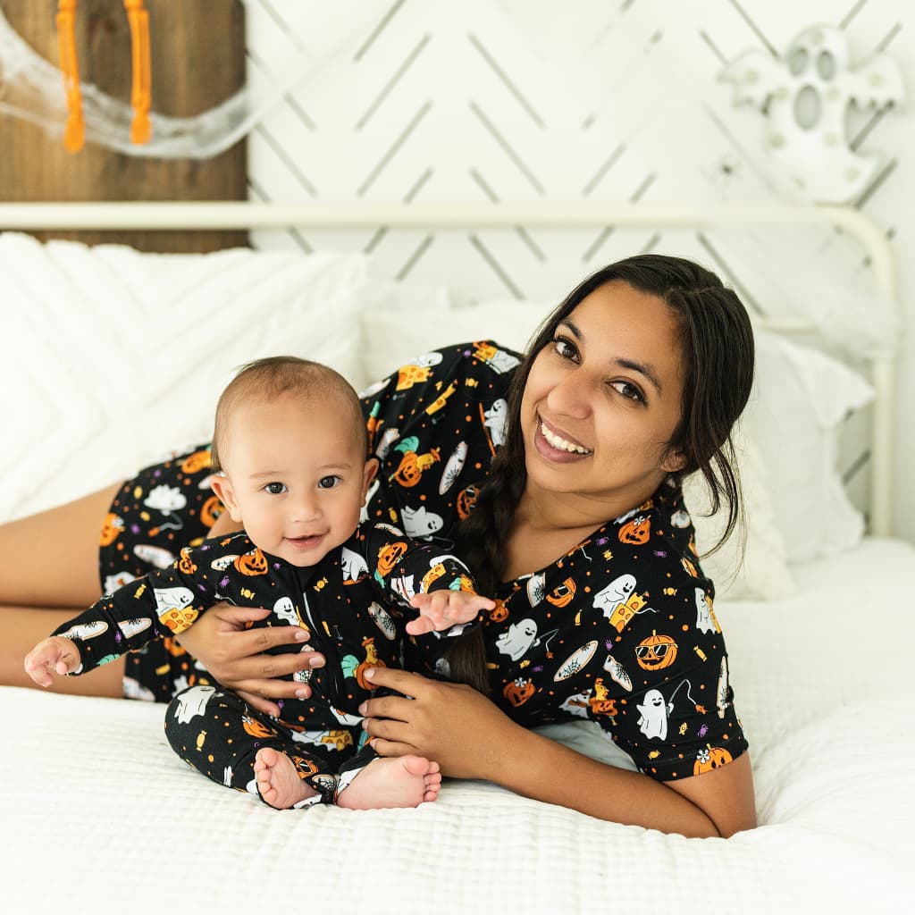 Beachside Boo Bash Women's Short Bamboo Pajamas