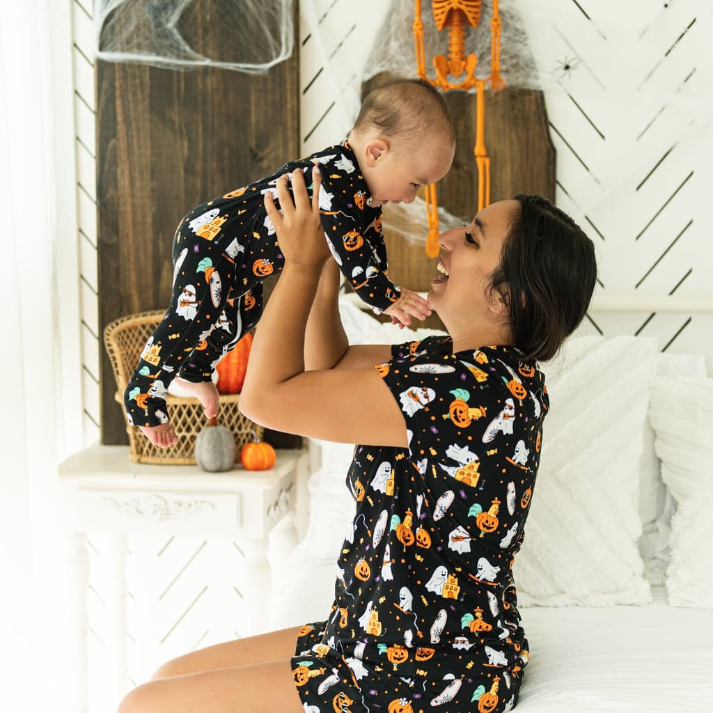 Beachside Boo Bash Women's Short Bamboo Pajamas