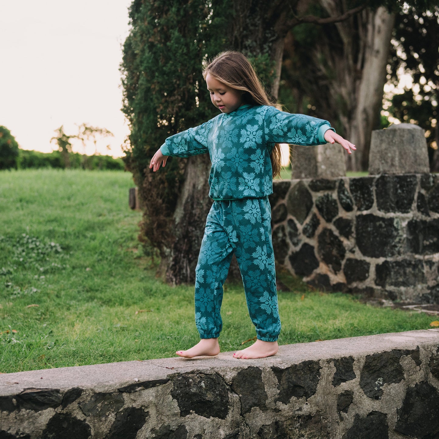 ʻUlu Grove Bamboo Jogger Set
