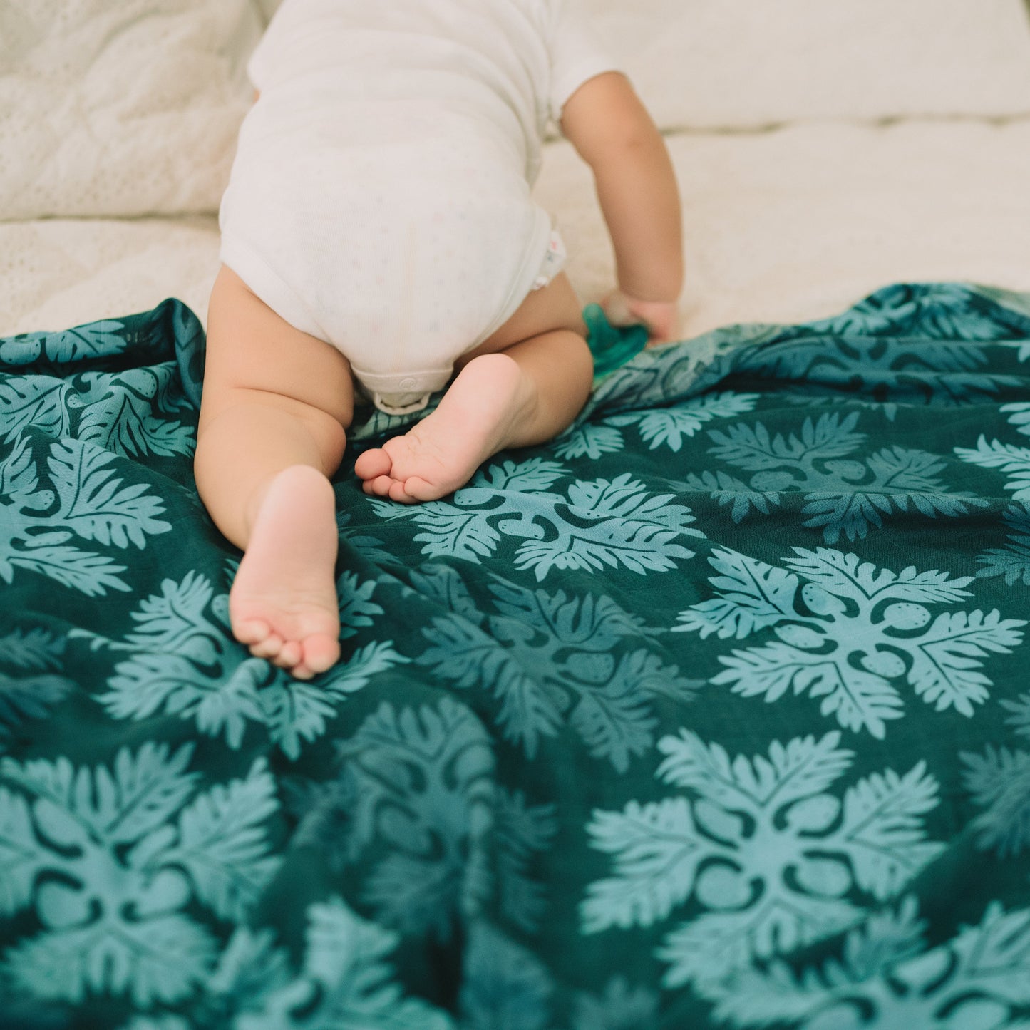 ʻUlu Grove Muslin Swaddle Blanket