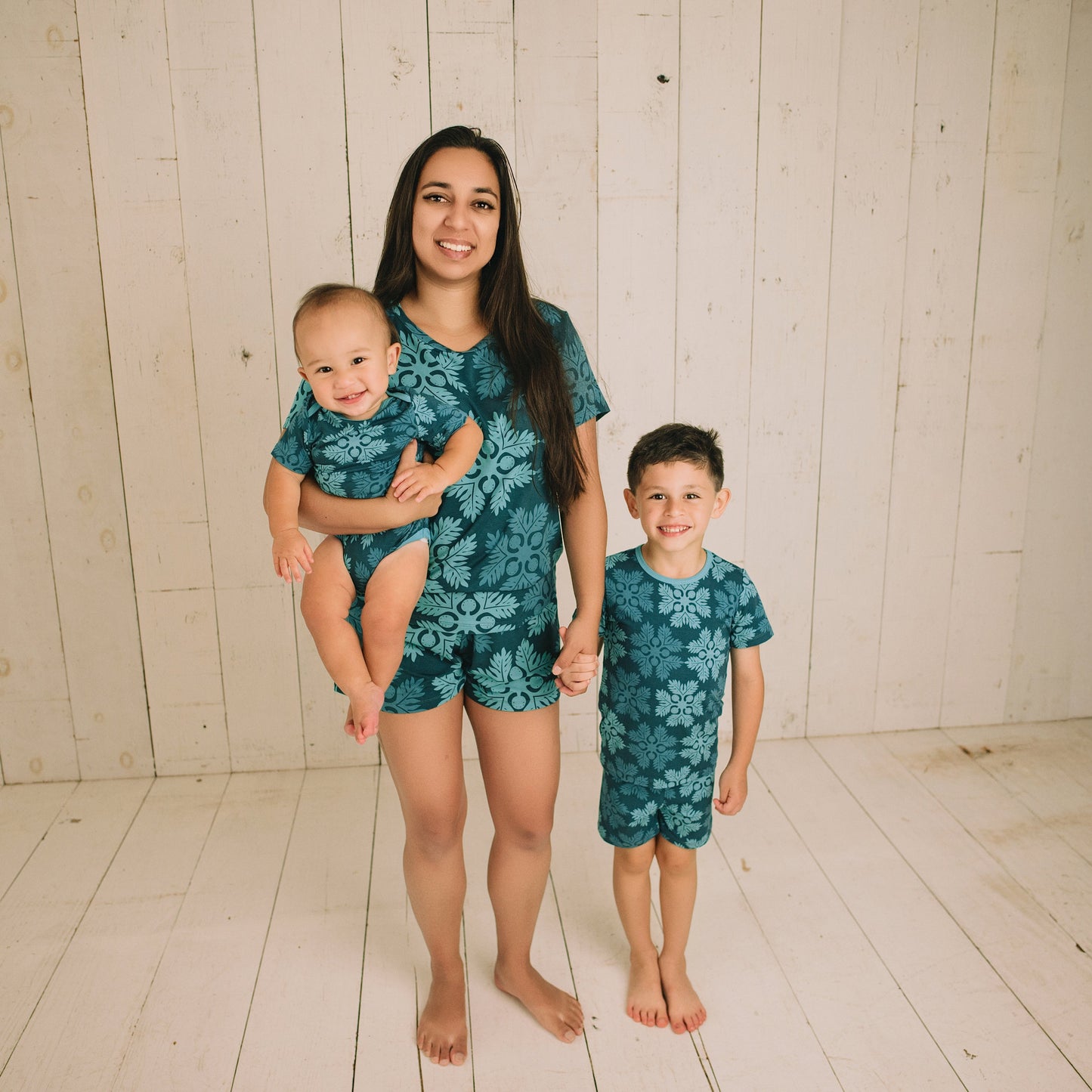 ʻUlu Grove Women's Short Bamboo Pajamas