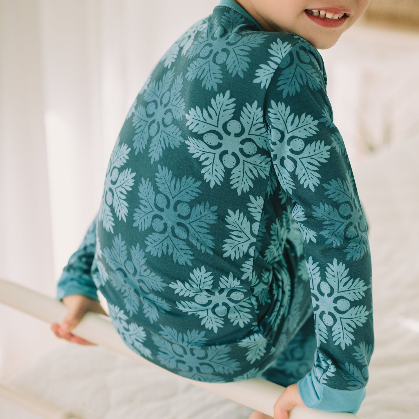 ʻUlu Grove Long Bamboo Pajamas