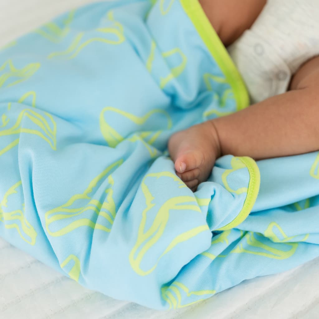 Electric Bite Hooded Towel Set