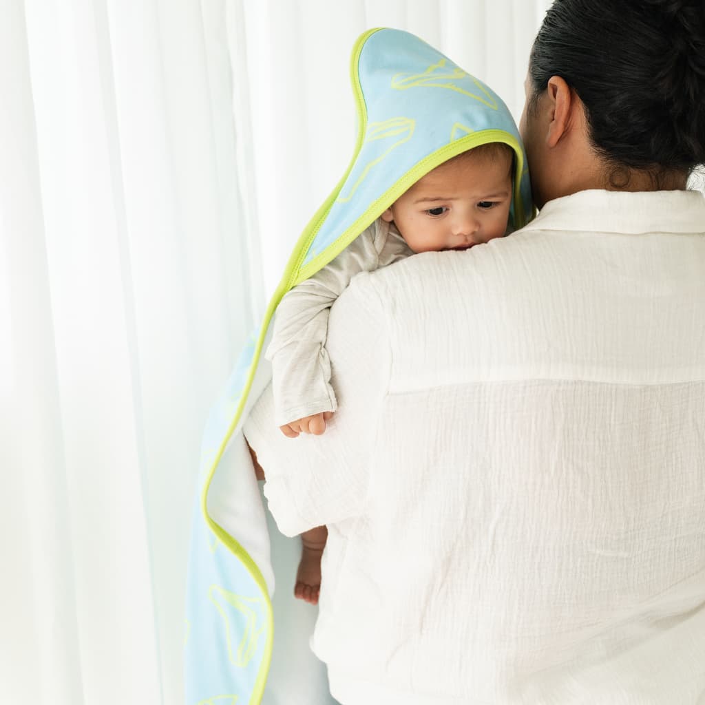Electric Bite Hooded Towel Set