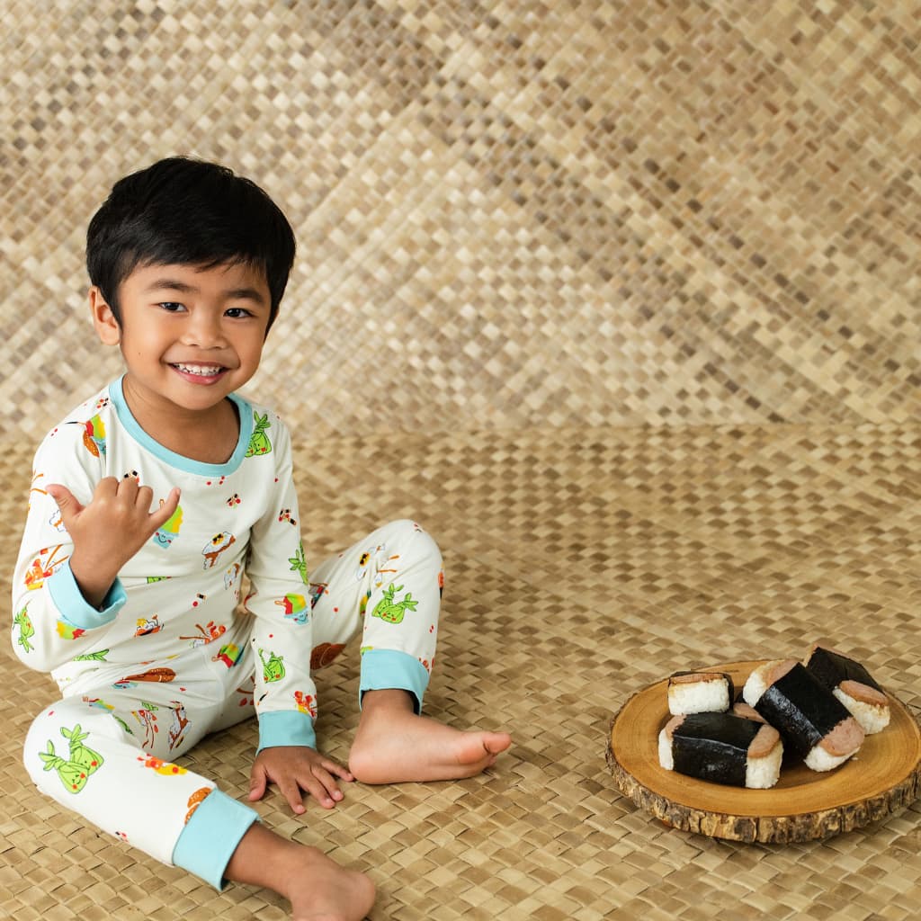 Island Mixed Plate Long Bamboo Pajamas