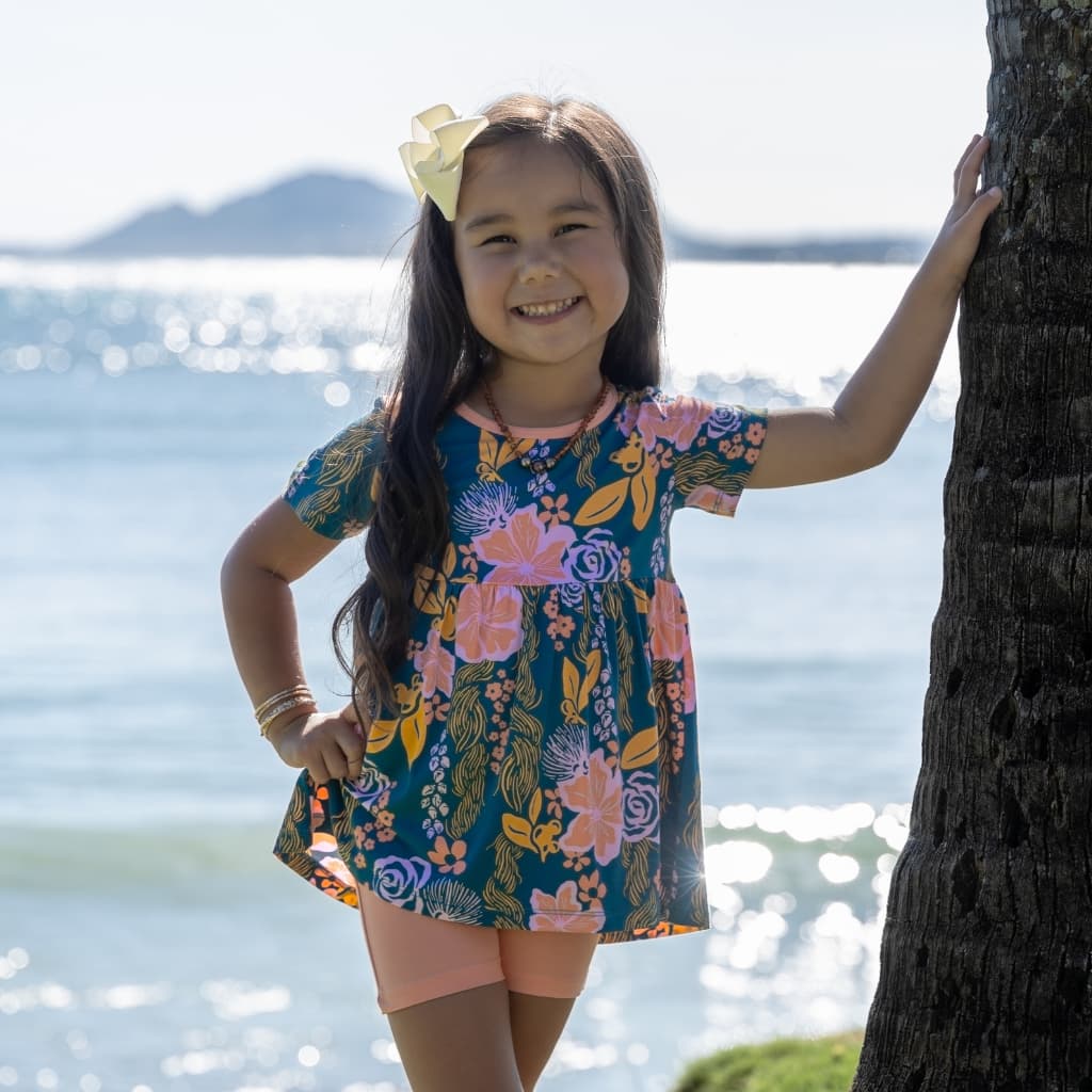 Lā Lei Short Sleeve Top and Short Set