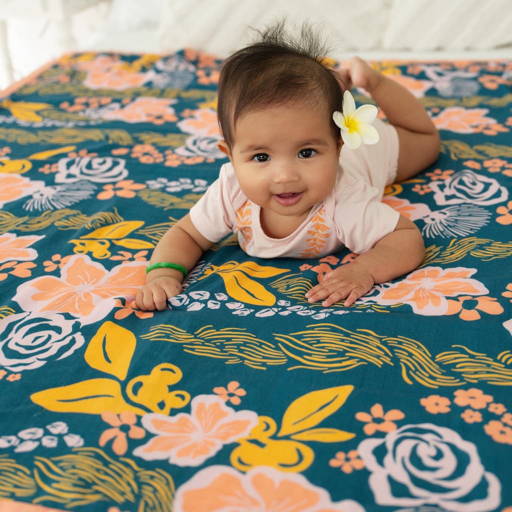 Lā Lei Baby Quilt