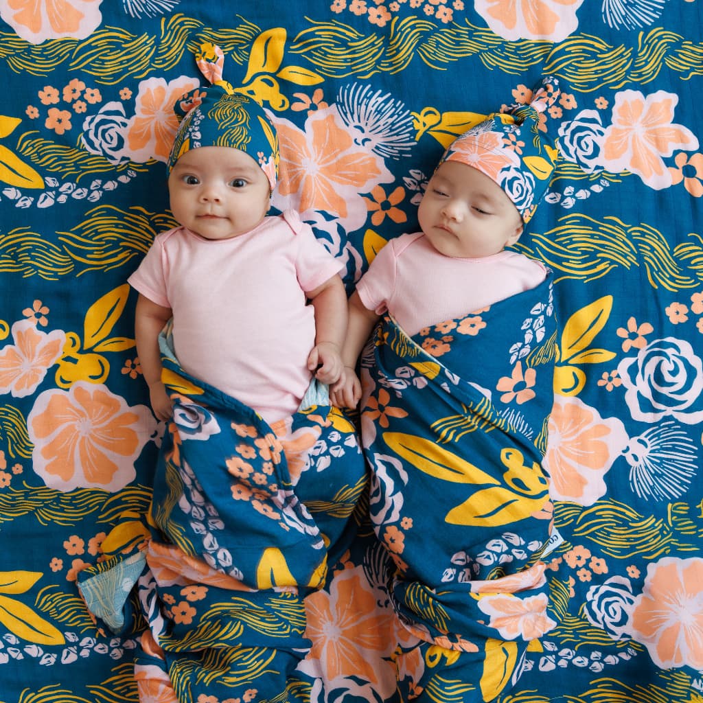 Lā Lei Muslin Swaddle Blanket