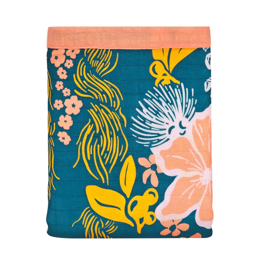 Lā Lei Throw Blanket