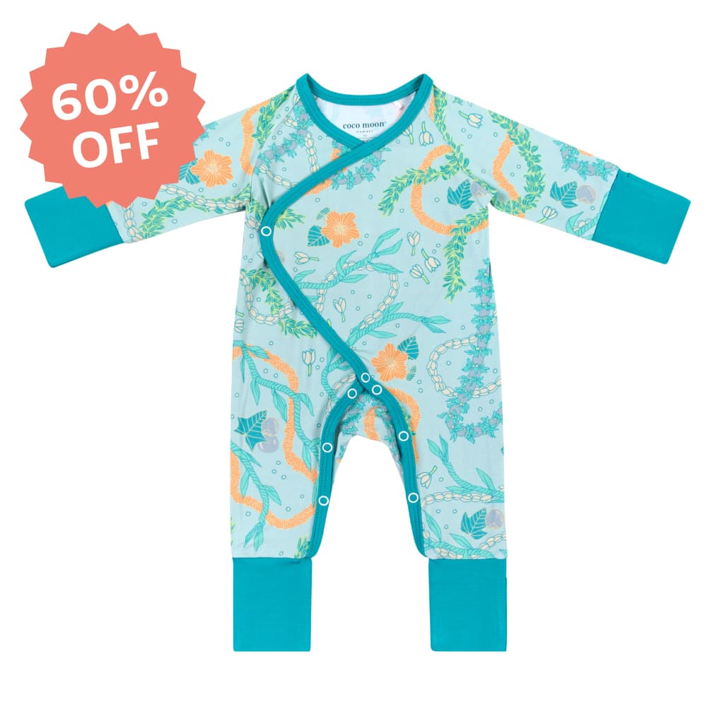 Lei Stand Bamboo Newborn Coverall