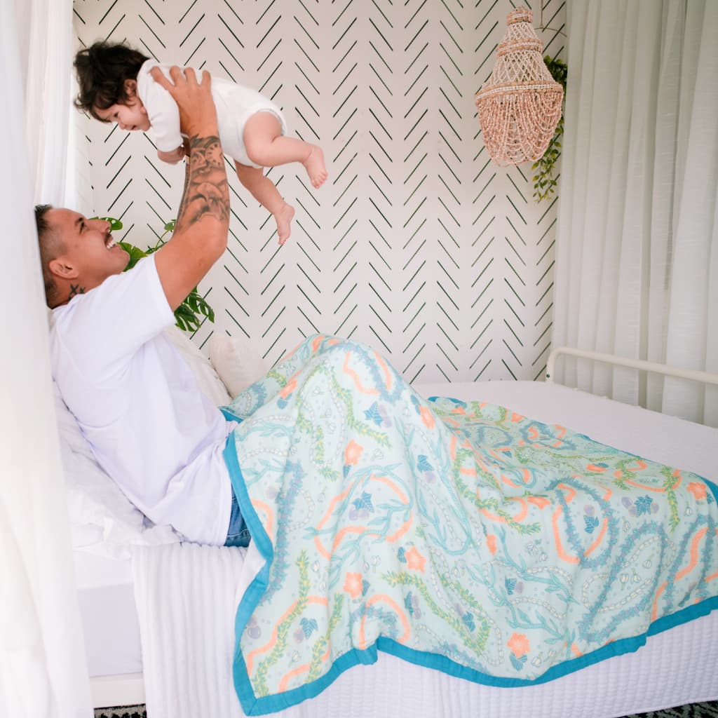 Lei Stand Baby Quilt