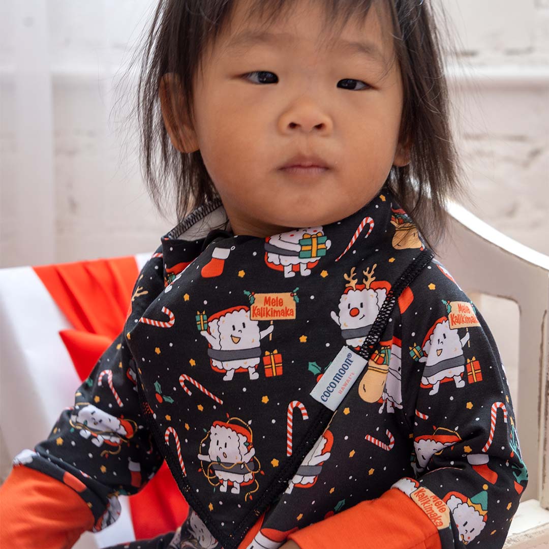 Merry Musubi Bib