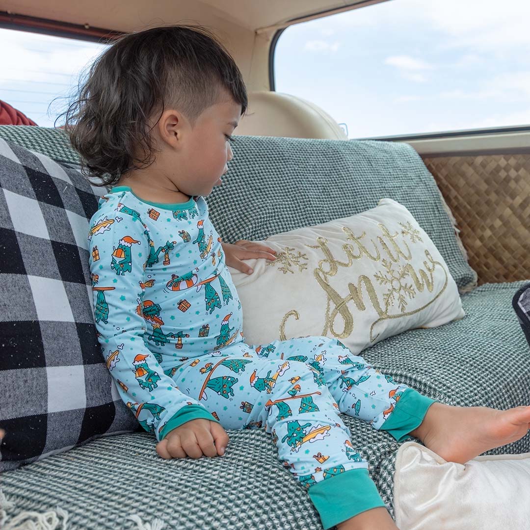 Mistle-Toes On The Nose Long Bamboo Pajamas