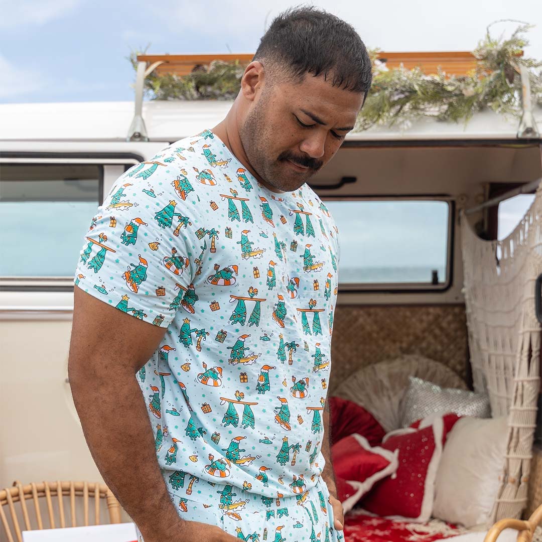 Mistle-Toes On The Nose Men's Bamboo Pajamas