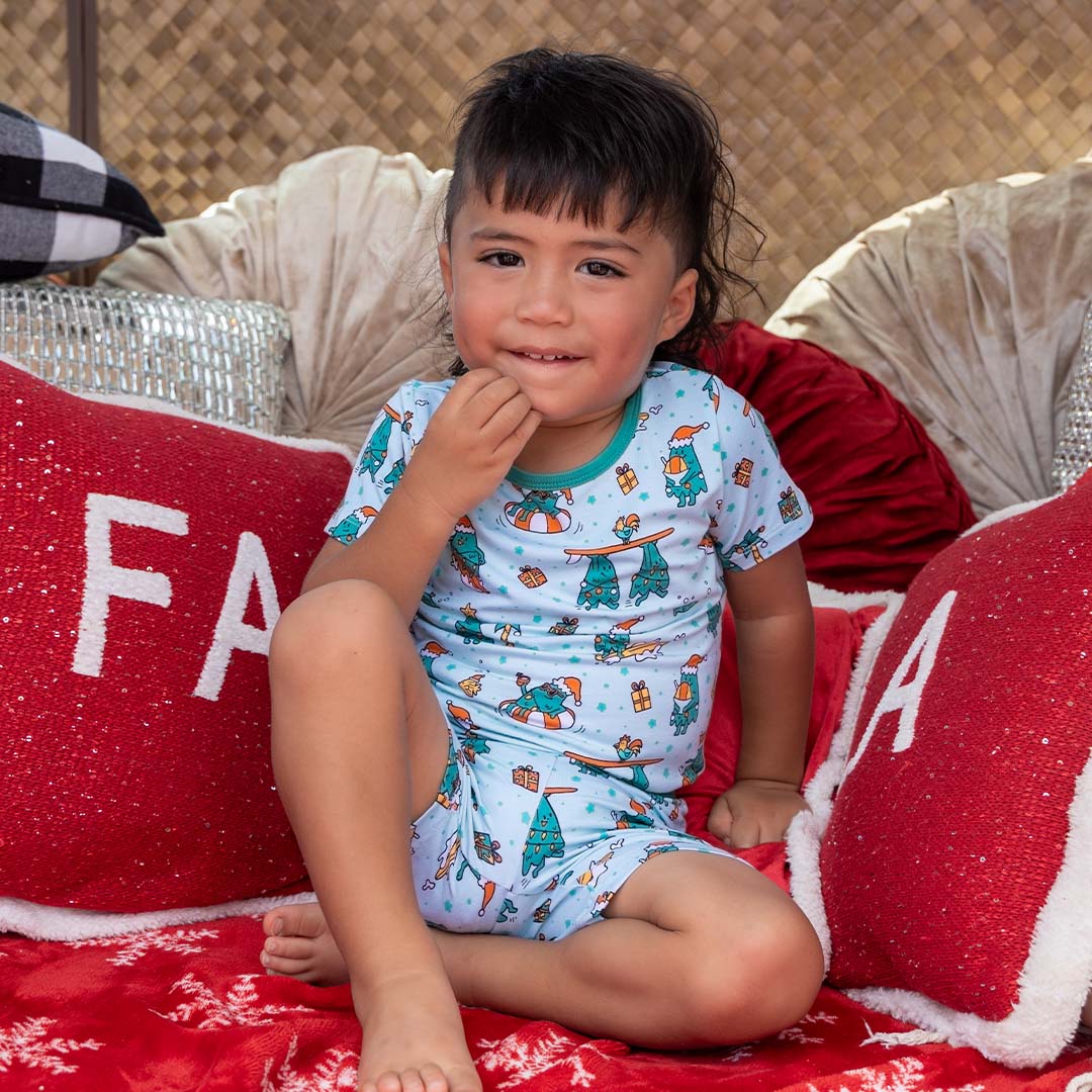 Mistle-Toes On The Nose Short Bamboo Pajamas
