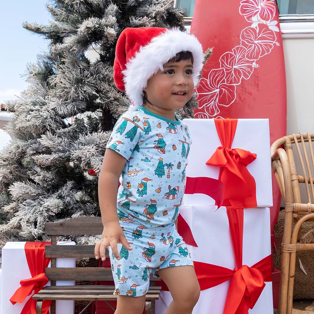 Mistle-Toes On The Nose Short Bamboo Pajamas