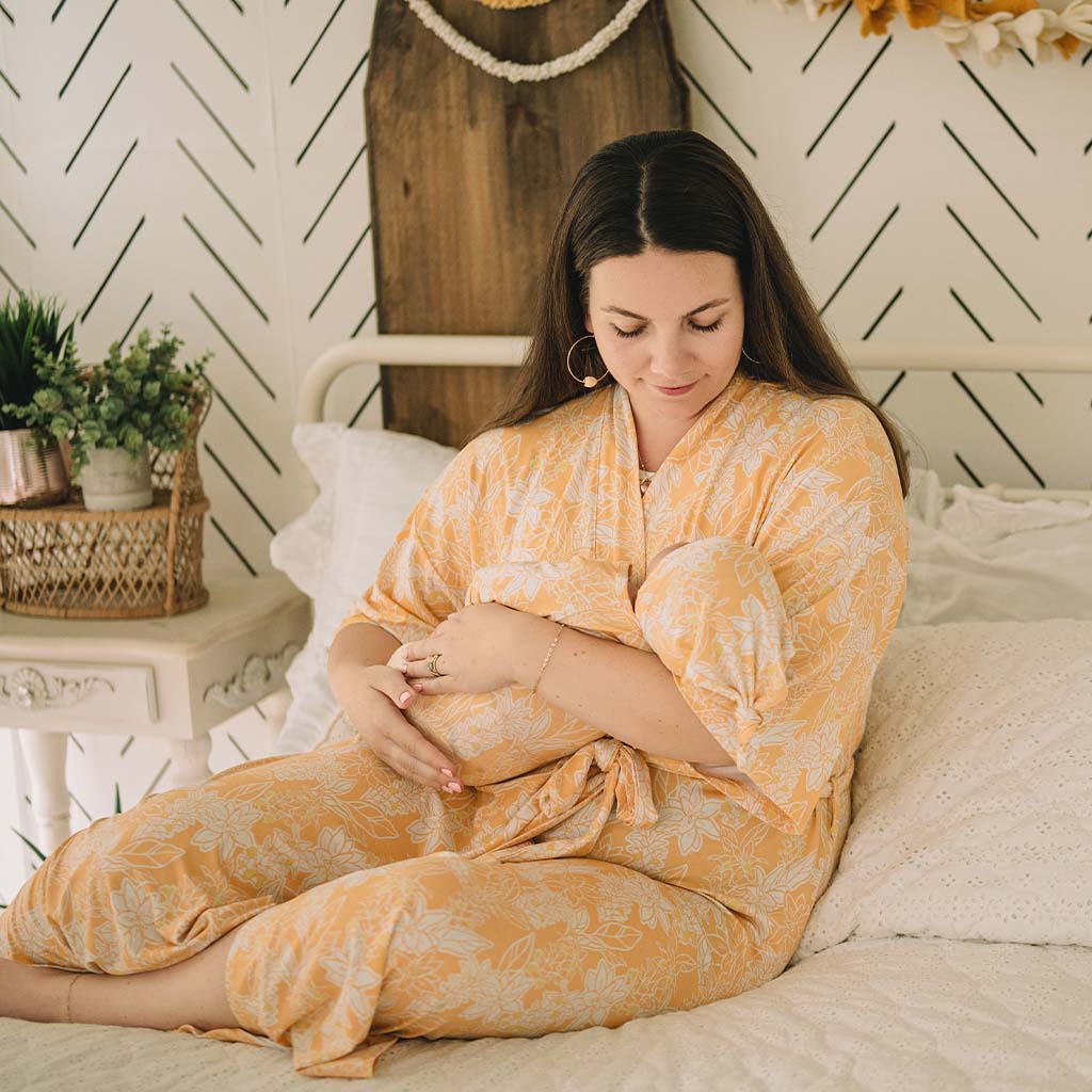 ʻOlena Bamboo Mama Robe