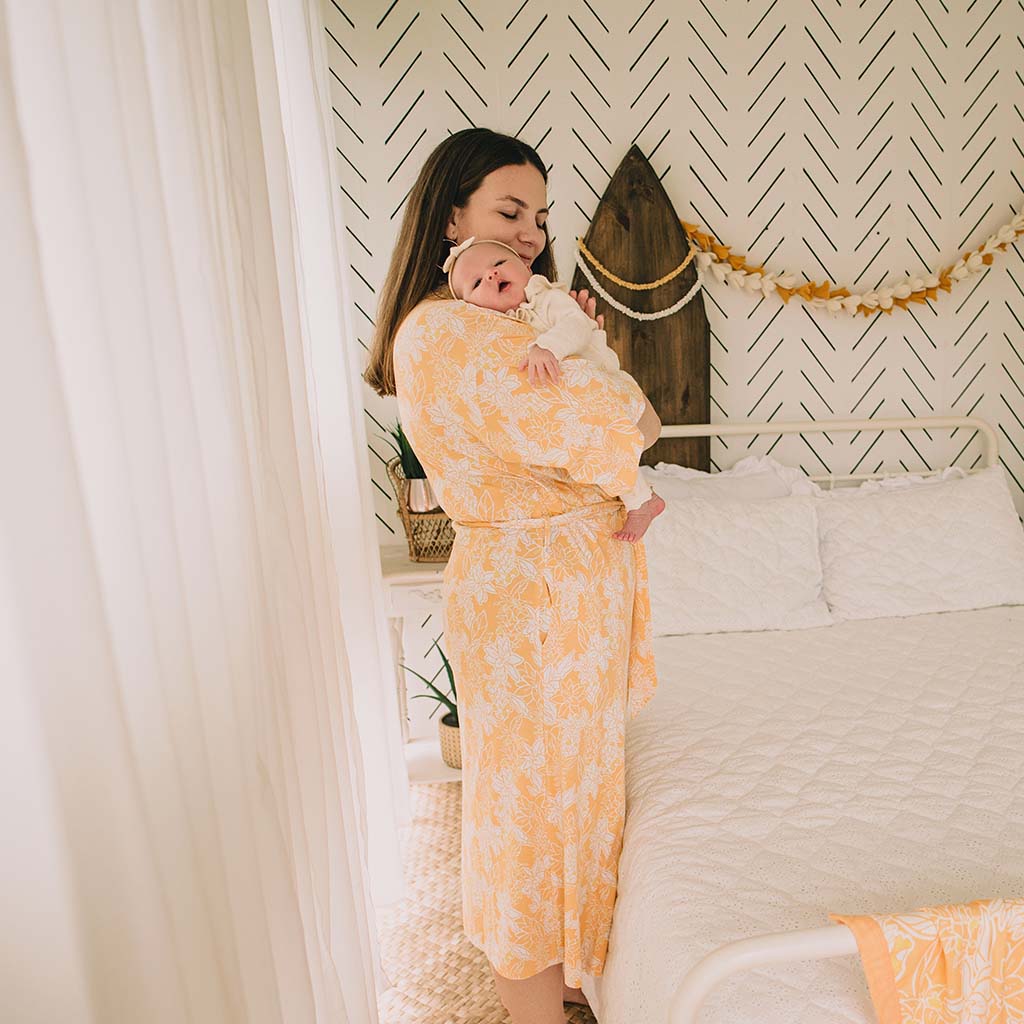 ʻOlena Bamboo Mama Robe