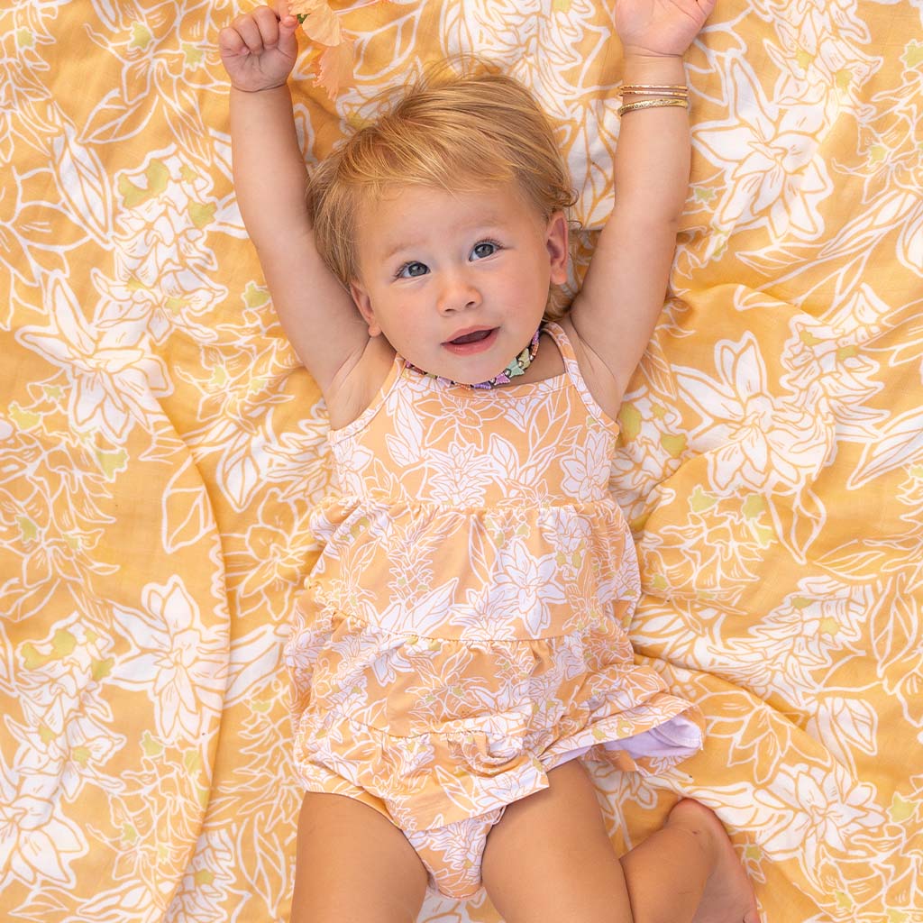 ʻOlena Throw Blanket