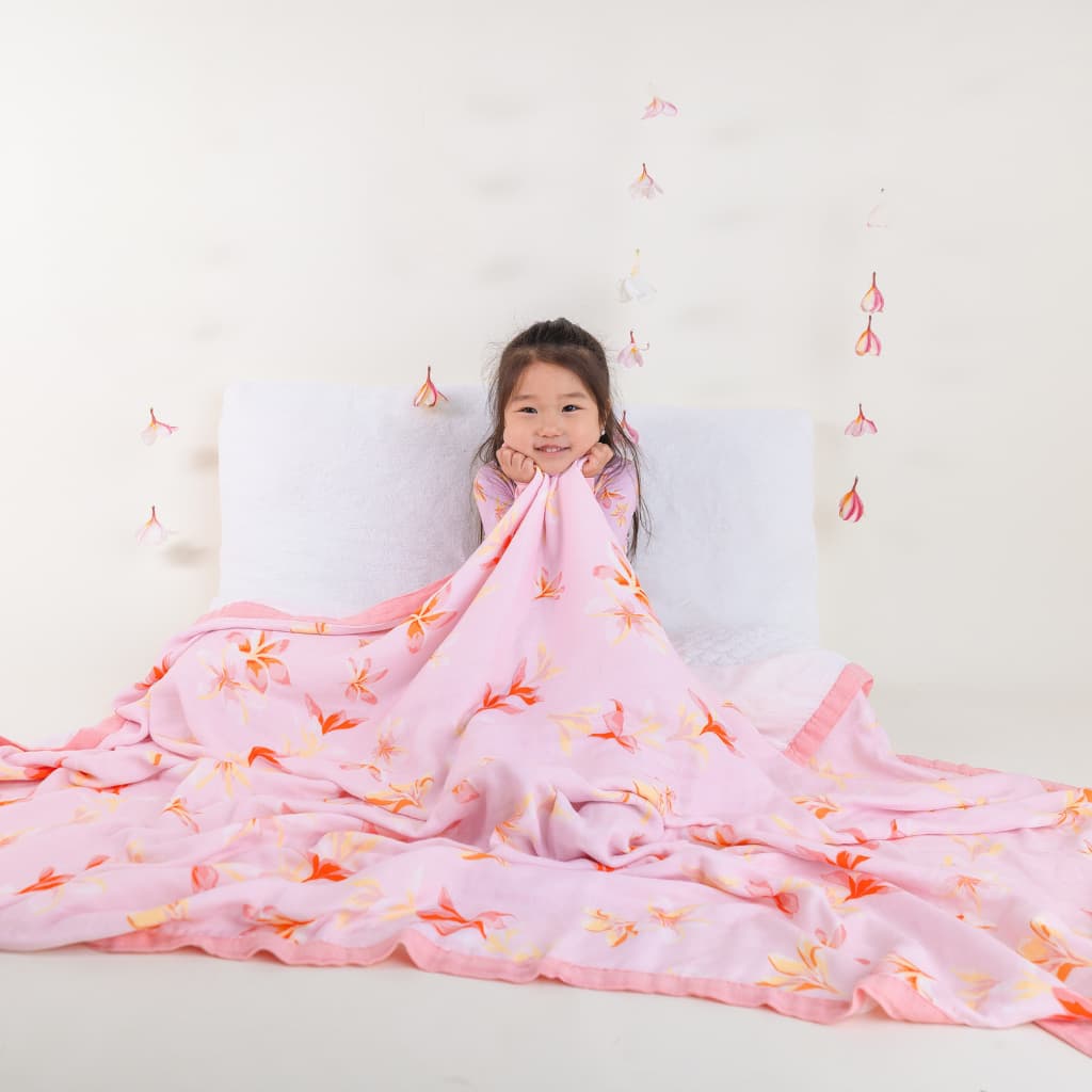 Plumeria Honey Throw Blanket