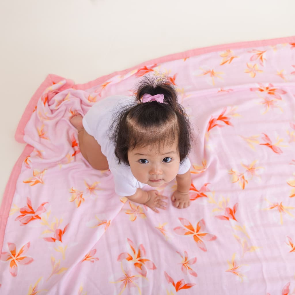 Plumeria Honey Throw Blanket