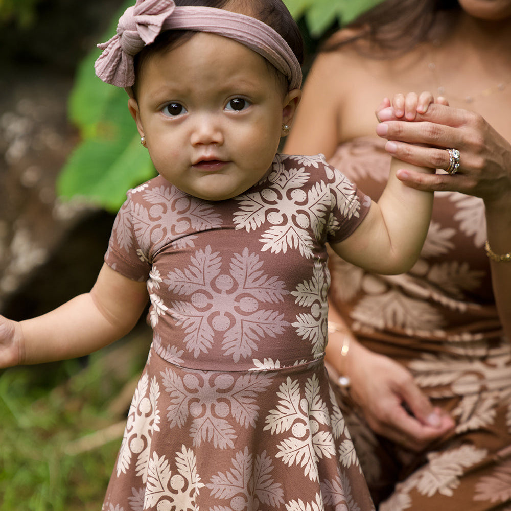 ʻUlu Spice Bamboo Twist Back Flutter Sleeve Dress