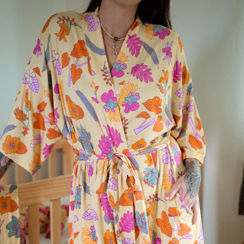 Roots & Blooms Bamboo Mama Robe