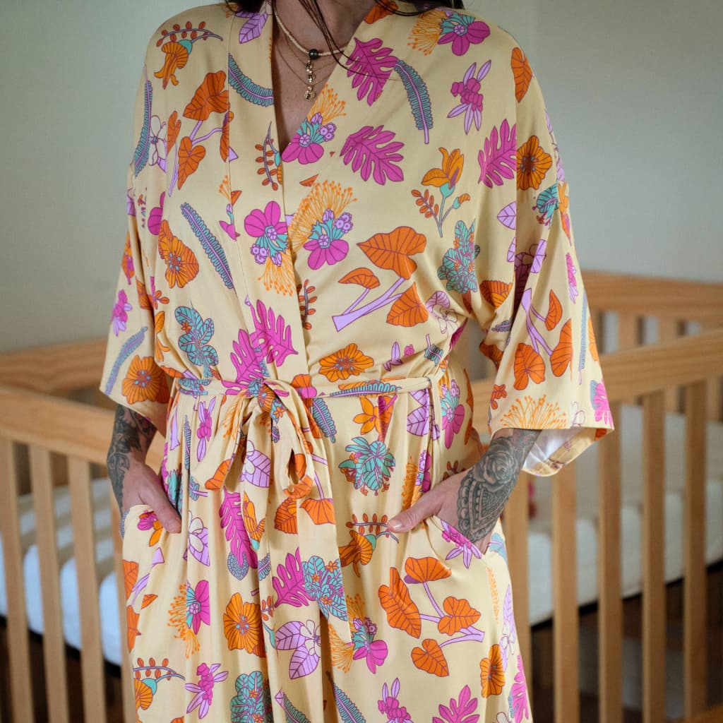 Roots & Blooms Bamboo Mama Robe