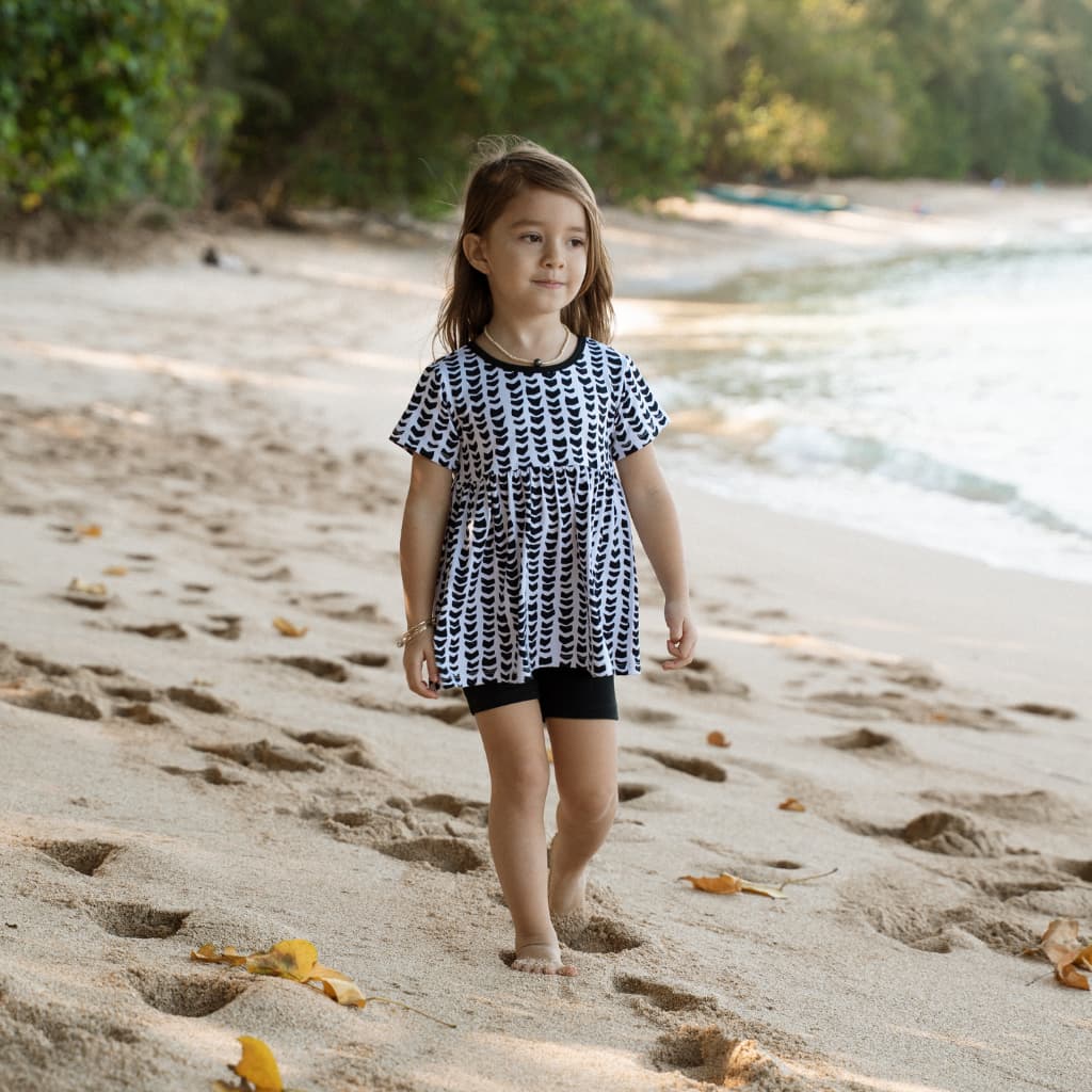 Shell-ish Short Sleeve Top and Shorts Set