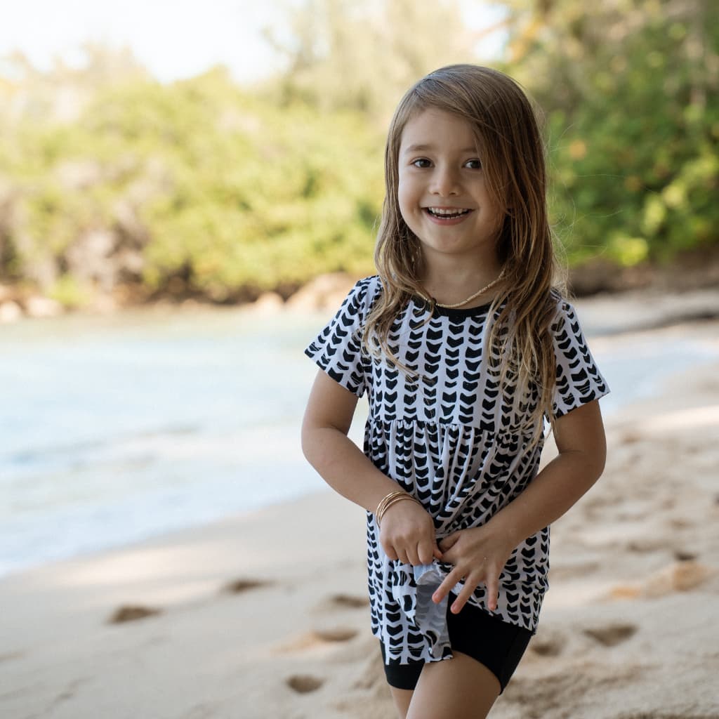 Shell-ish Short Sleeve Top and Shorts Set