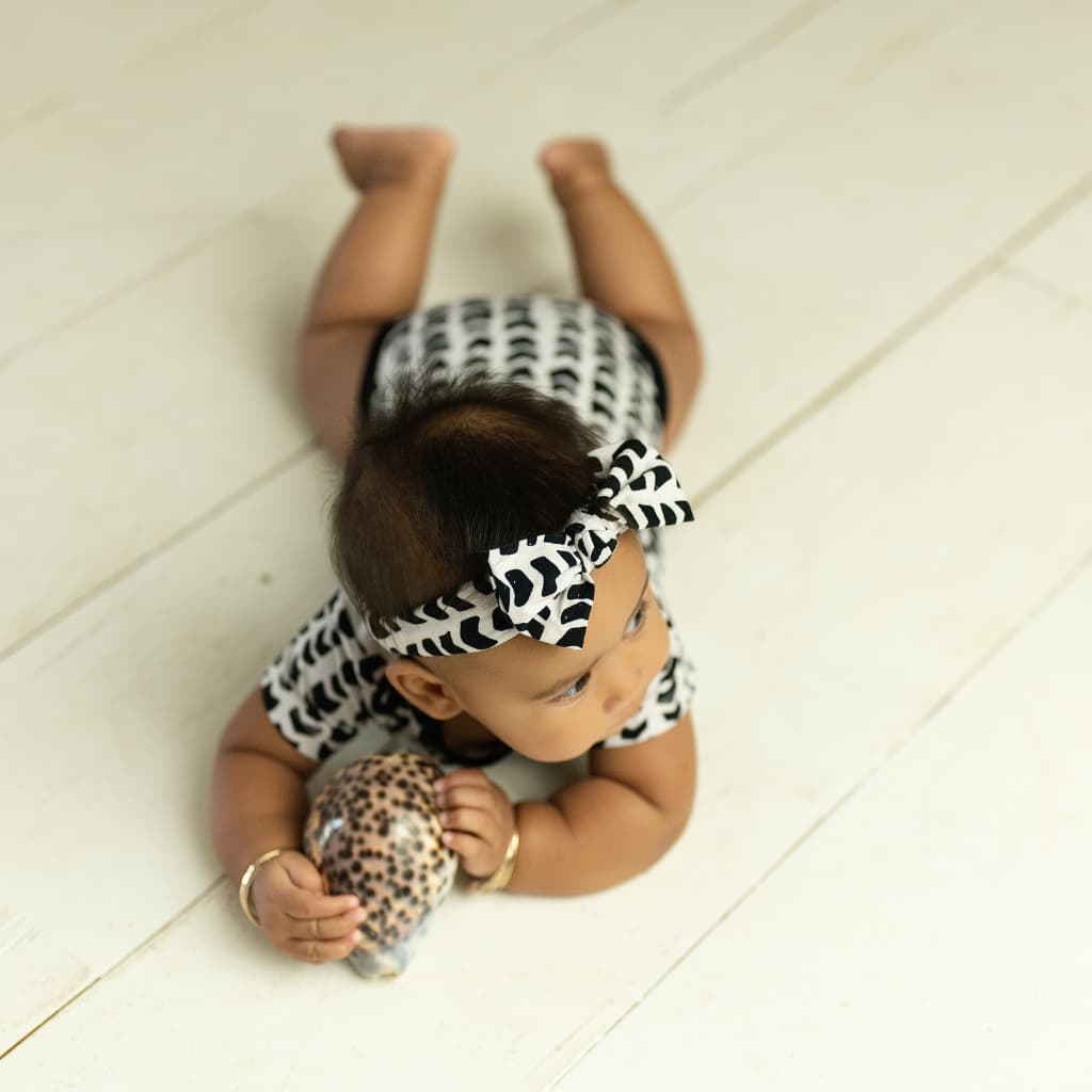 Shell-ish Bamboo Bow Headband
